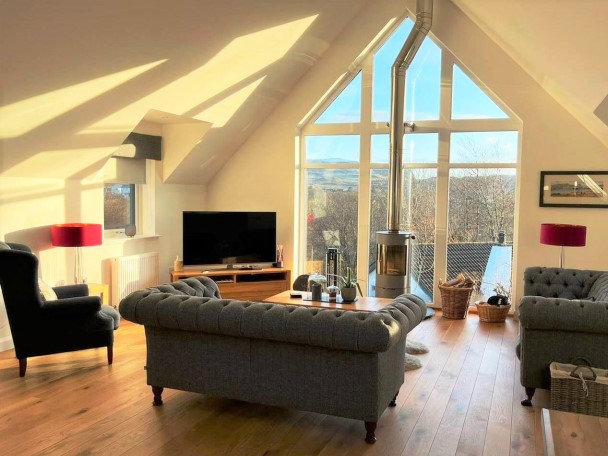 millpond-house-living area