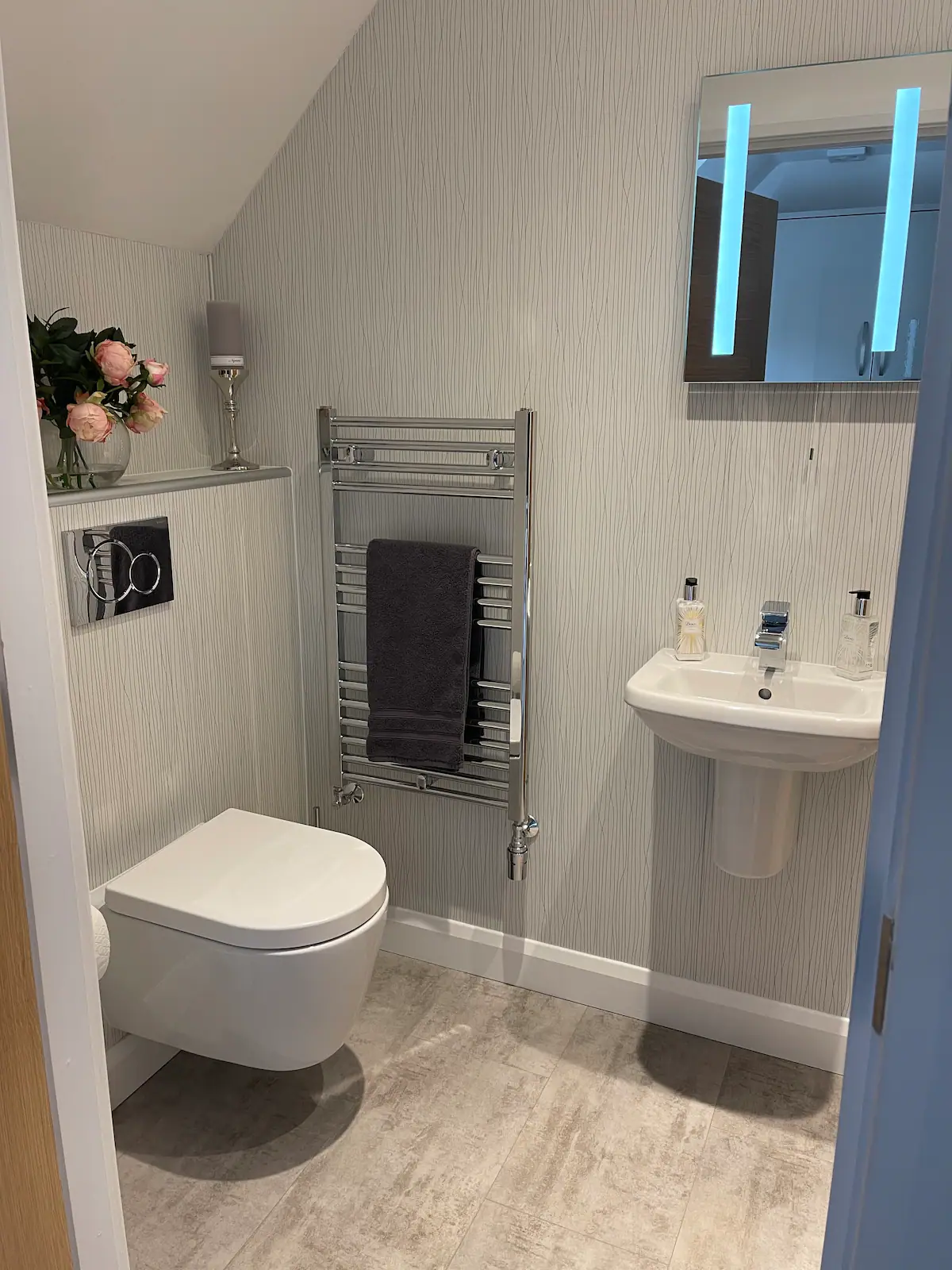 bathroom accomodation